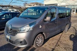 Renault trafic 9 posti