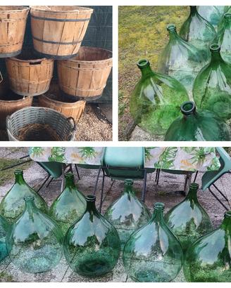 damigiane in vetro e ceste in lego arredo casa 