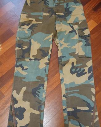 pantaloni militari 