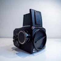Hasselblad 500 C/M Camera Body + A12 Film Magazine
