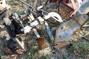 attrezzature agricole varie