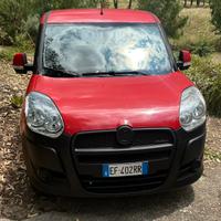 Furgone doblo