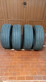 Treno pneum estivi 215/55 R17 Michelin Primacy 4