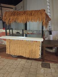 Banco bar esterno mobile su ruote