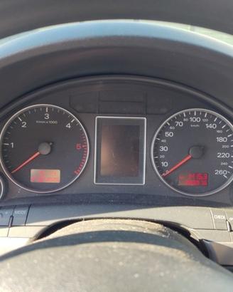Quadro strumenti AUDI A4 1968cc diesel del 2006