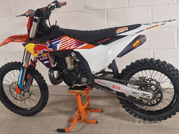 Ktm300sx.2024 con37ore8.000 no permute poco tratt