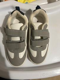 Scarpe bimbo/a nuove – Numero 26 – Marca Kiabi