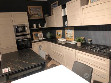 Cucine nuove in svendita dal nostro magazzino