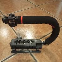 Sostenitore/stabilizzatore per smartphone