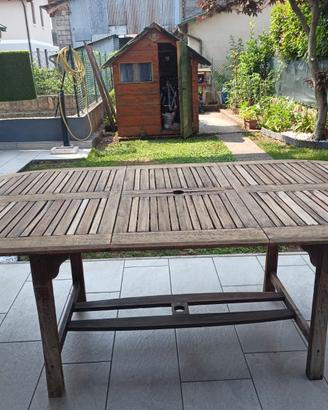 tavolo da esterno in legno