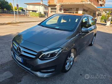 Mercedes-benz B 220 d Automatic Premium