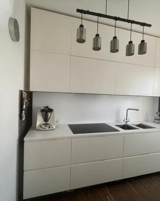 Cucina Cesar moderna con top in Corian ed elettrod