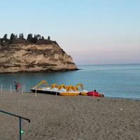 Ampio e Luminoso Appartamento con Posto Auto Priv