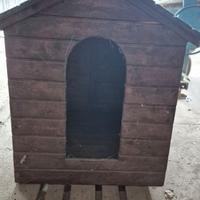 cuccia in legno per cane di taglia grande