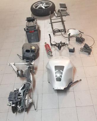 Ricambi Honda VFR 800 2001