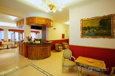 Immobile di 1424 m² a Castel San Pietro Terme