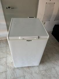 Congelatore a pozzetto Wirlpool