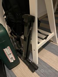 Piedistallo per chitarra