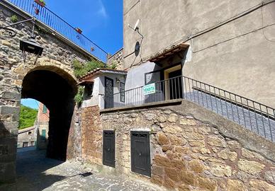 3 LOCALI A LATERA