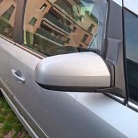 Spechio opel zafira b 2009