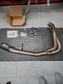 scarico sc project per triumph street triple 