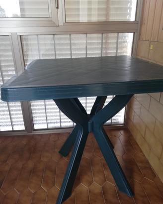 Tavolo con 6 sedie per giardino 