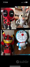 Peluche tutti 4 di grandi Dimensioni.