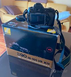 NIKON D90