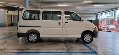 TOYOTA HIACE JAPAN ASI 