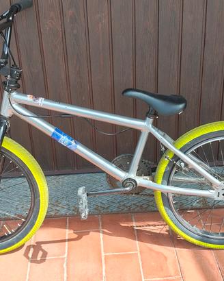 Bicicletta BMX