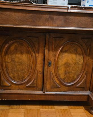 Credenza
