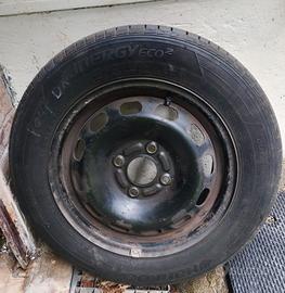 Cerchi con gomme