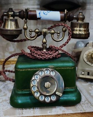 Telefoni d’Epoca con Tastiera a Disco – 25243