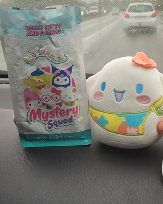 Squishmallows hello Kitty and Friends peluche 