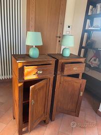 Comodini in legno massello