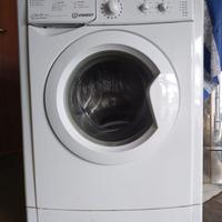 Lavatrice Indesit 6 kg – spazzole nuove