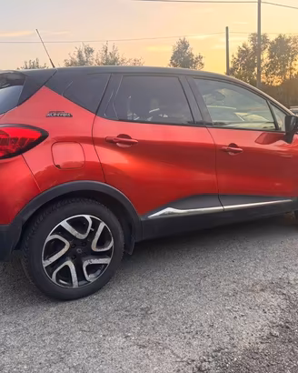 RENAULT Captur dCi 8V 90 CV EDC Start&Stop Energ