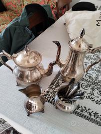 Servizio da Thè Sheffield inglese (NON E' ARGENTO)