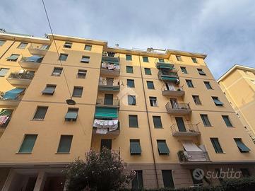 5 LOCALI A GENOVA