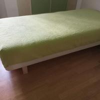 Letto singolo con materasso