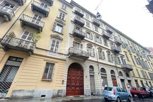 Stanza - Camera a Torino 4 locali