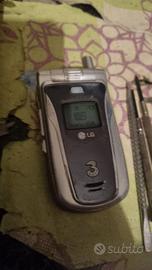 1054-Cellulare LG U8130