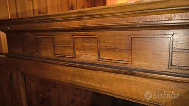 consolle trucchi con specchio e sedia 