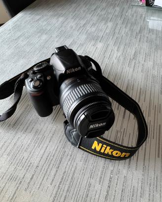 Nikon D3100 Reflex + obiettivo e accessori