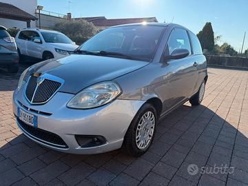 Lancia Ypsilon 1.2 60cv - 2009 - 127.982 km