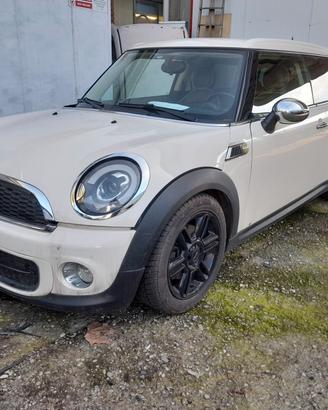 mini clubman 2012