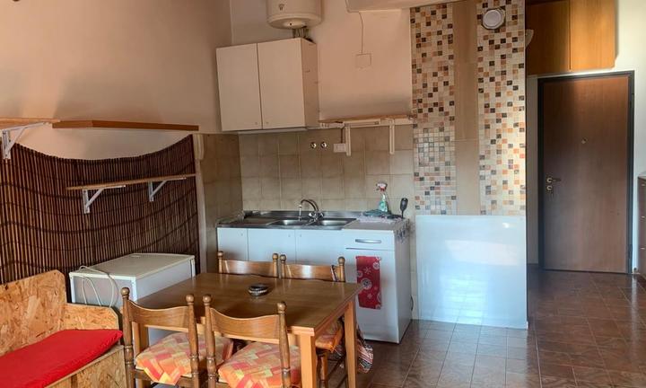 Appartamento arredato con posto auto privato