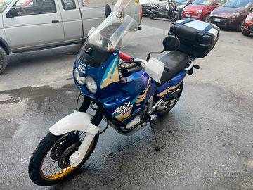 Honda Africa Twin 750 XRV ASI