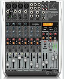 Mixer Behringer XENYX QX1204USB