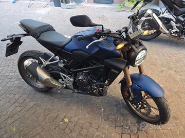 Honda CB 300 R con Antifurto Honda